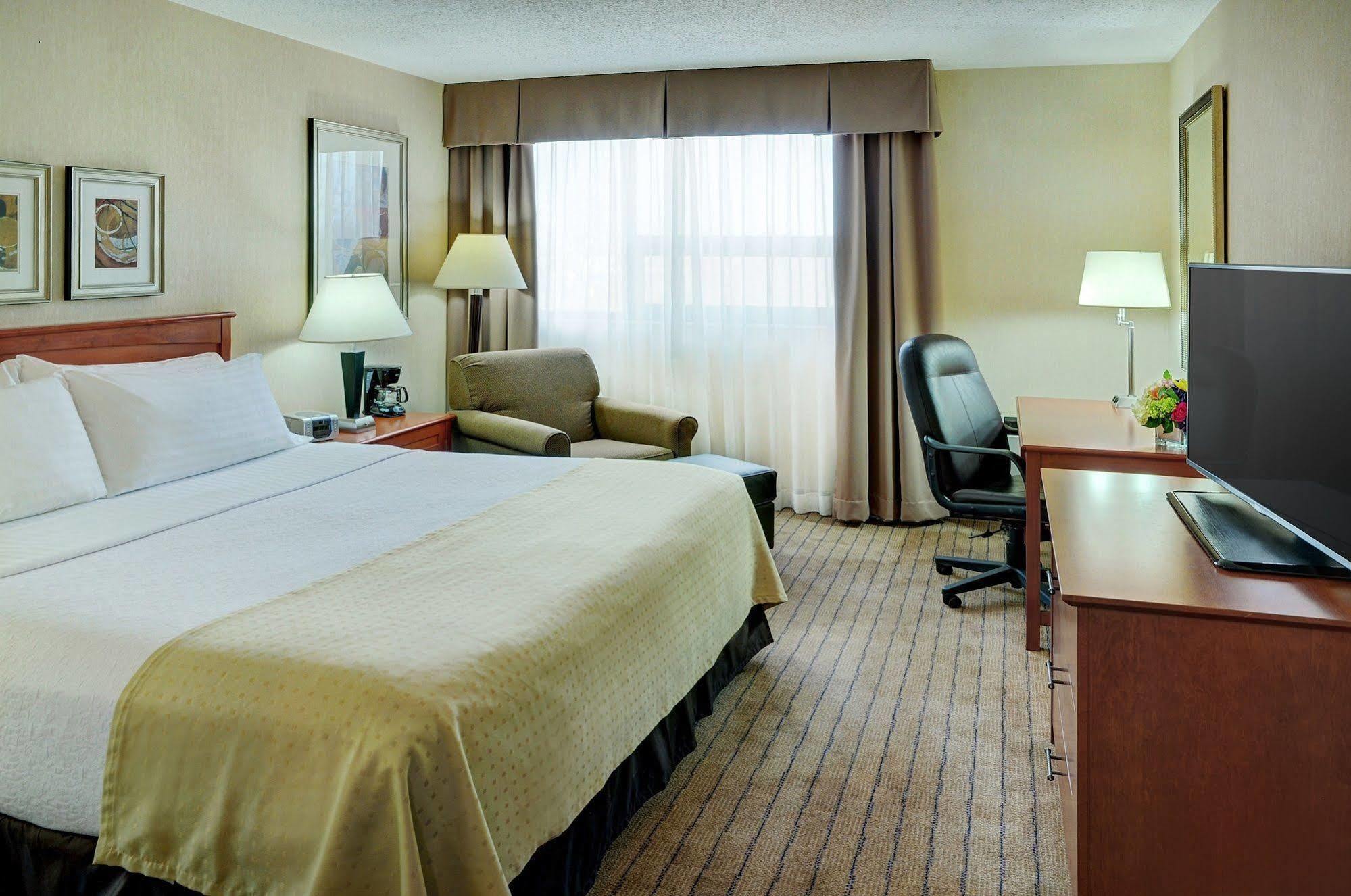 Holiday Inn Guelph Hotel & Conference Centre, An Ihg Hotel Extérieur photo