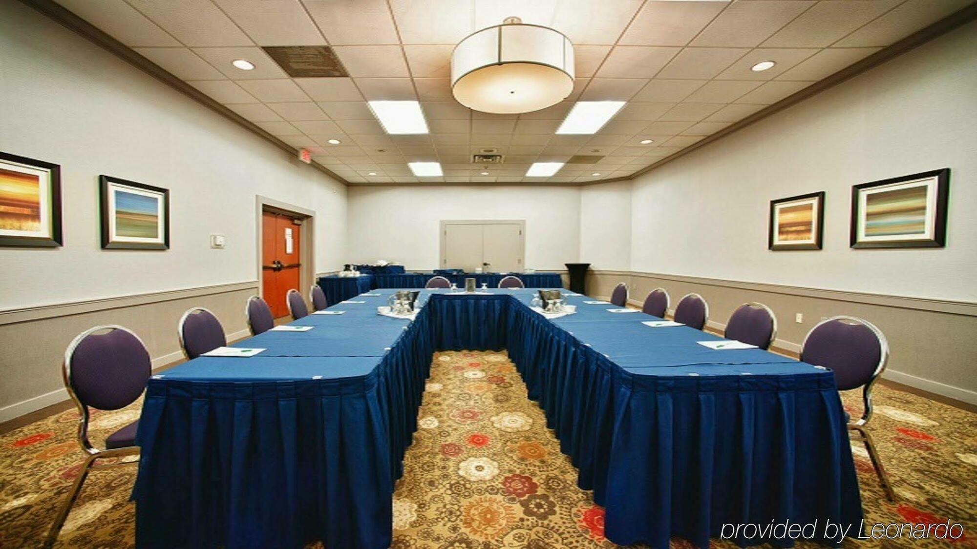 Holiday Inn Guelph Hotel & Conference Centre, An Ihg Hotel Extérieur photo