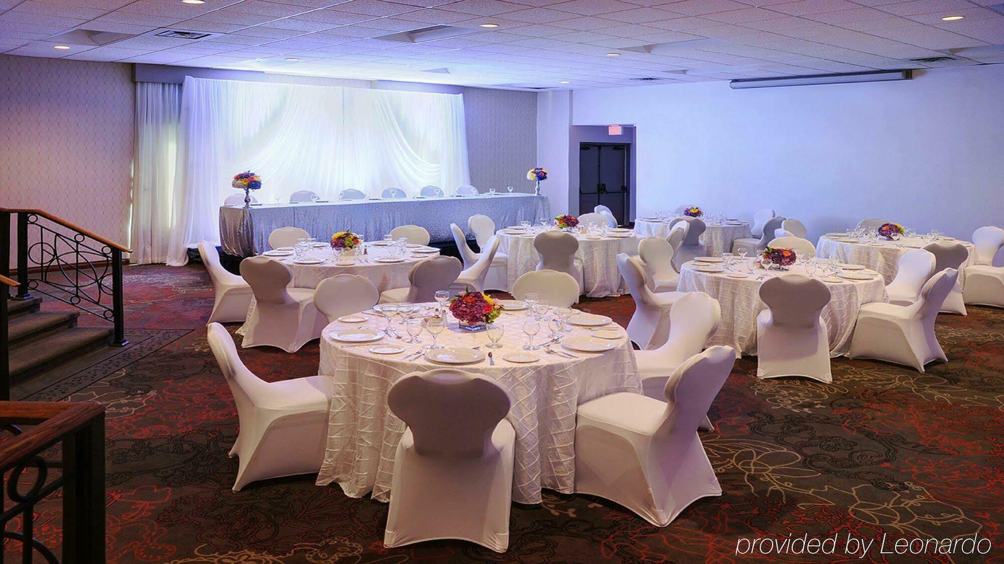 Holiday Inn Guelph Hotel & Conference Centre, An Ihg Hotel Extérieur photo