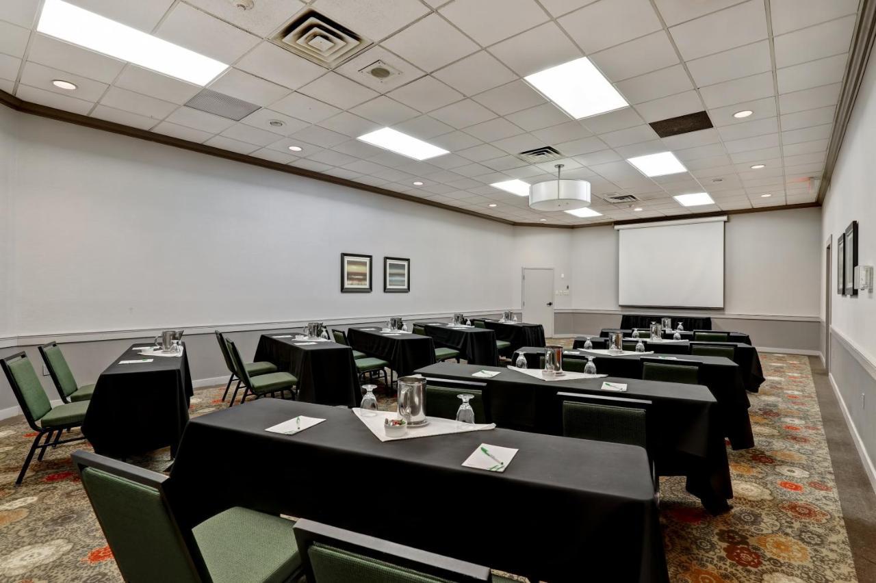Holiday Inn Guelph Hotel & Conference Centre, An Ihg Hotel Extérieur photo