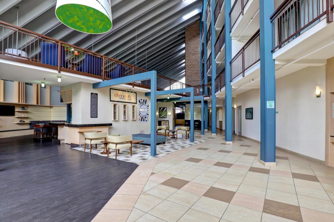 Holiday Inn Guelph Hotel & Conference Centre, An Ihg Hotel Extérieur photo